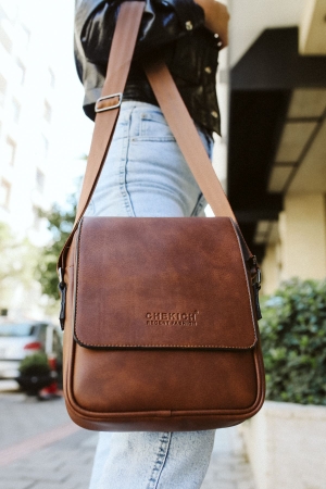 Leather Women's Shoulder Bag - Tobacco Color 